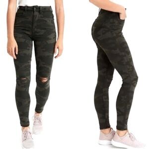 American Eagle Curvy Super Hi-Rise Camo Jeggings Skinny Jeans with stretch